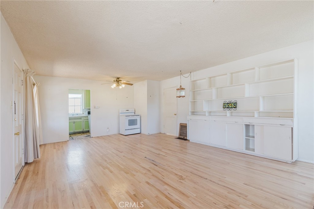 4518 Ocean View Property Photo 3