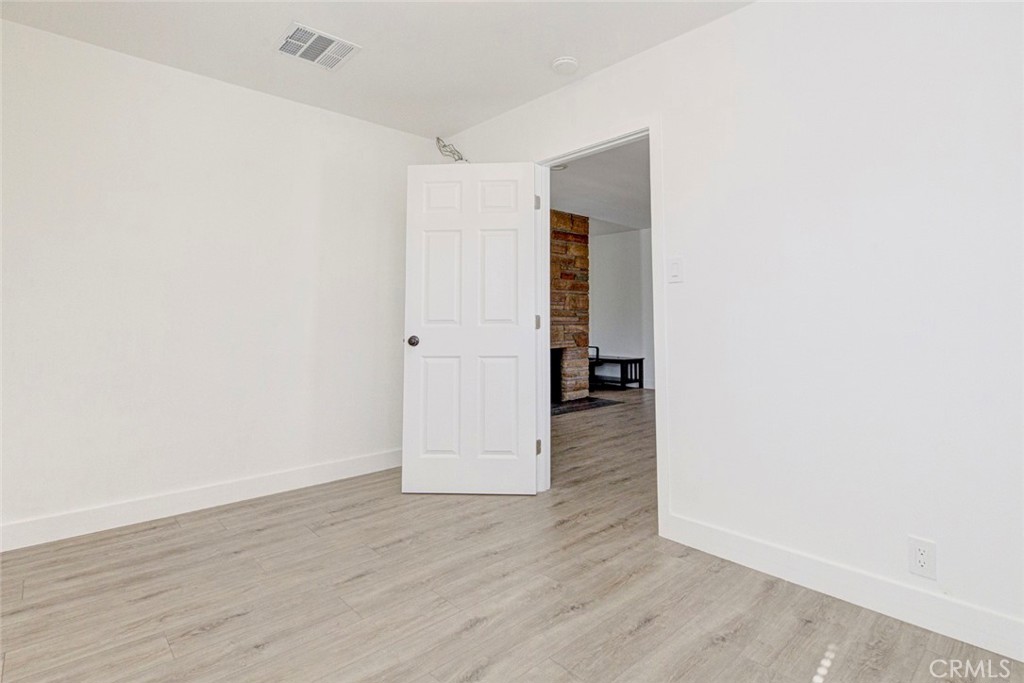 11031 Lull Street Property Photo 36