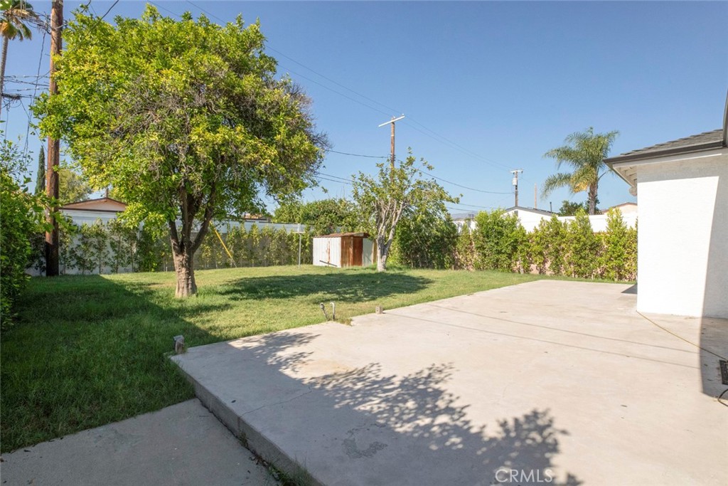 11031 Lull Street Property Photo 37