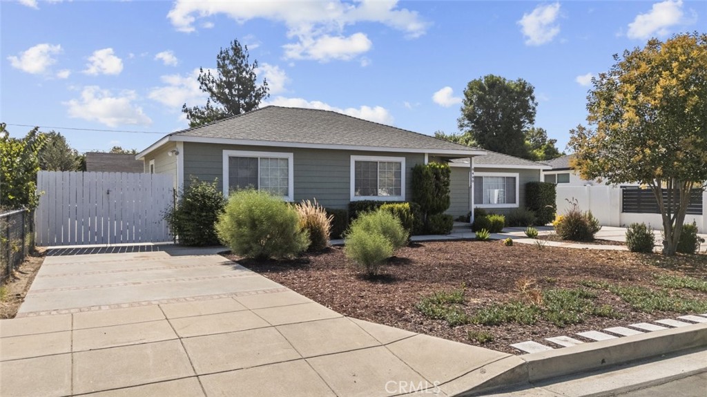 8440 Oakdale Avenue Property Photo 3