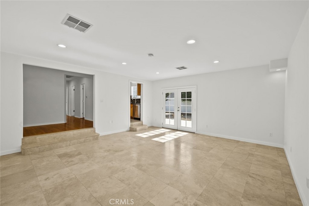 8440 Oakdale Avenue Property Photo 7