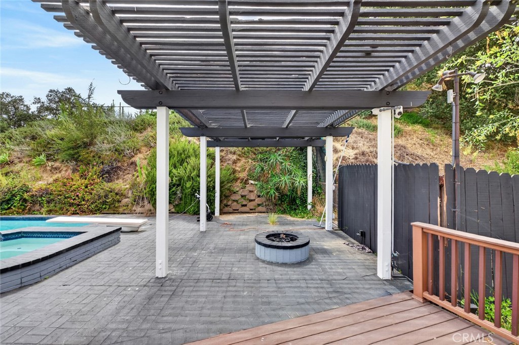 1433 El Rito Property Photo 11