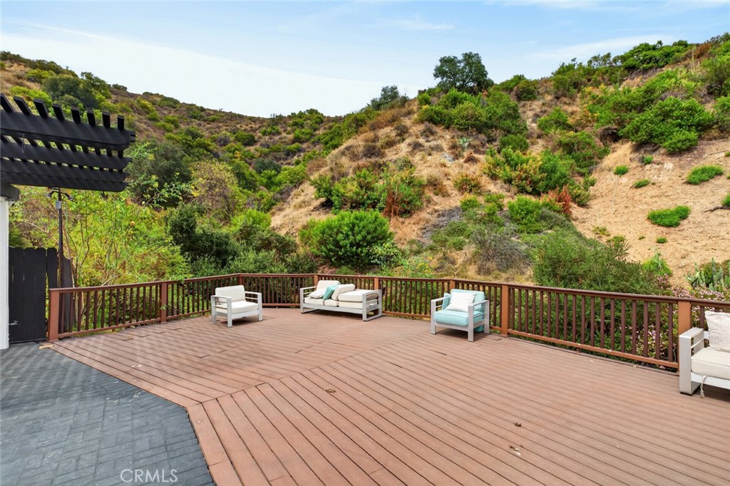 1433 El Rito Property Photo 13