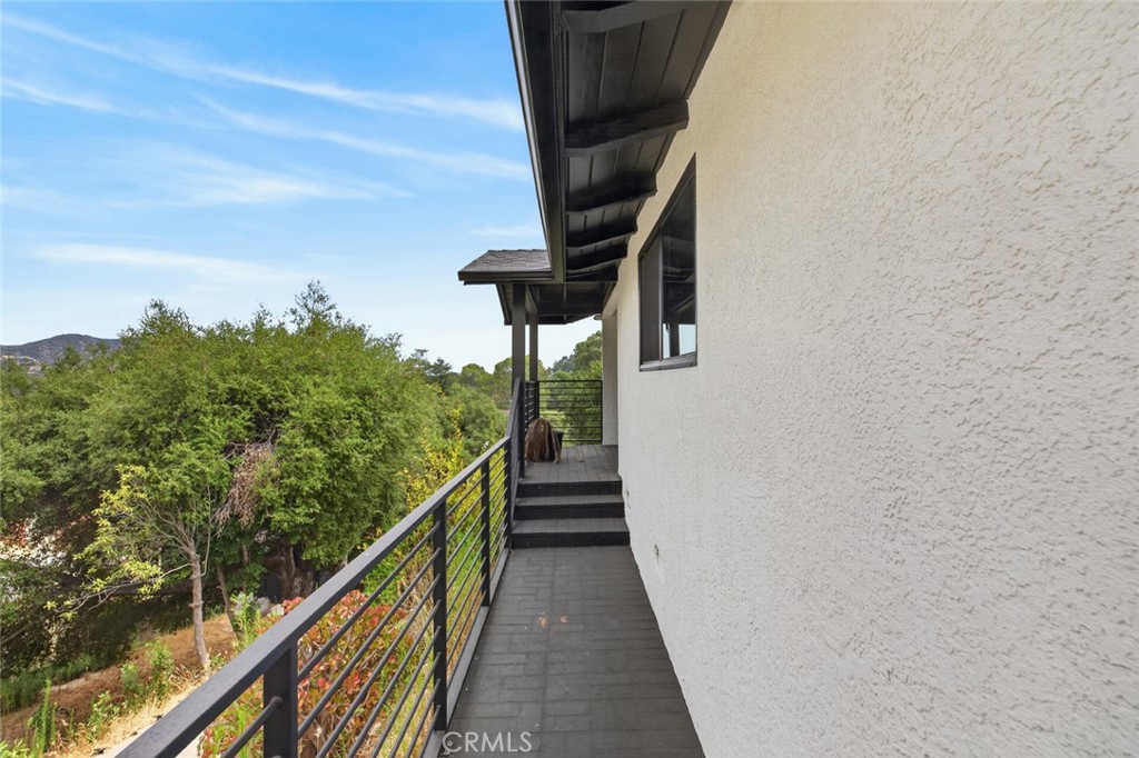 1433 El Rito Property Photo 15