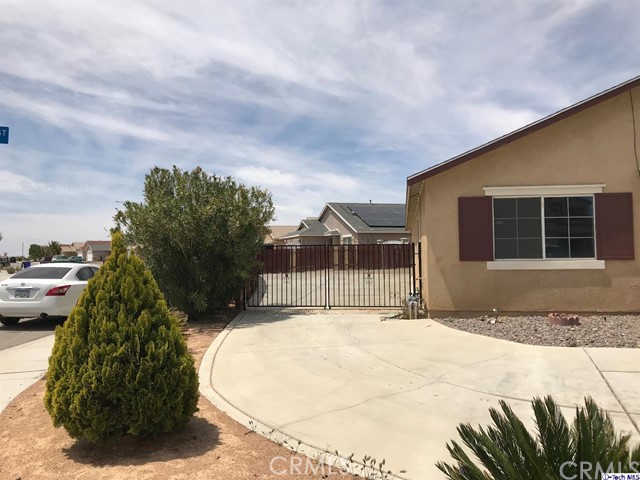 13588 Brynwood Property Photo 2