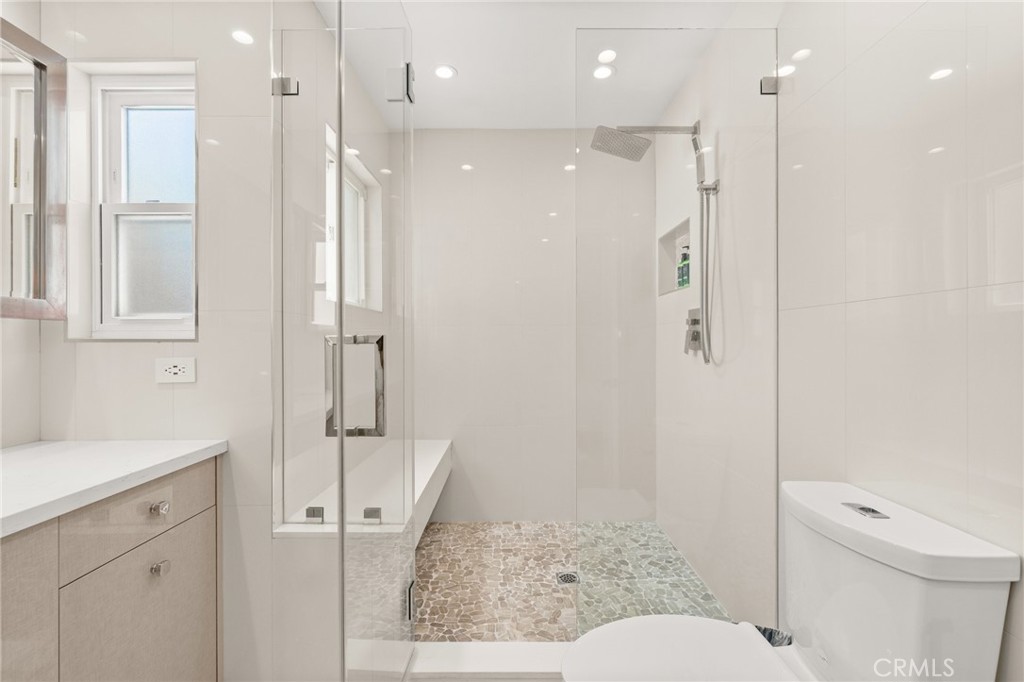 4630 Cedros Avenue Property Photo 35
