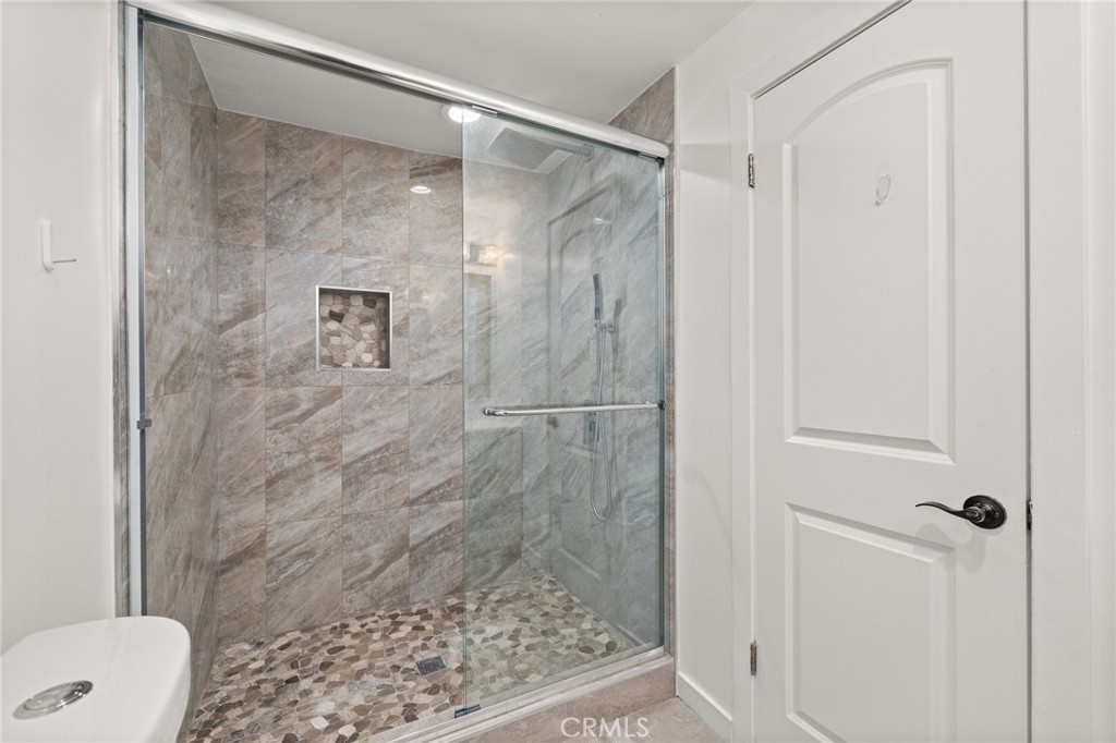 4630 Cedros Avenue Property Photo 44