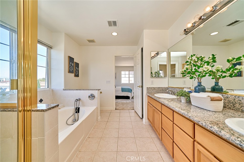 15908 Halldale Avenue B Property Photo 15