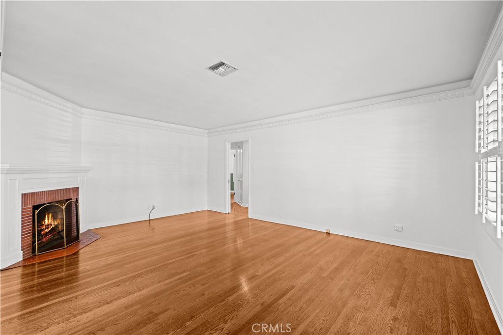 424 Tufts Property Photo 3