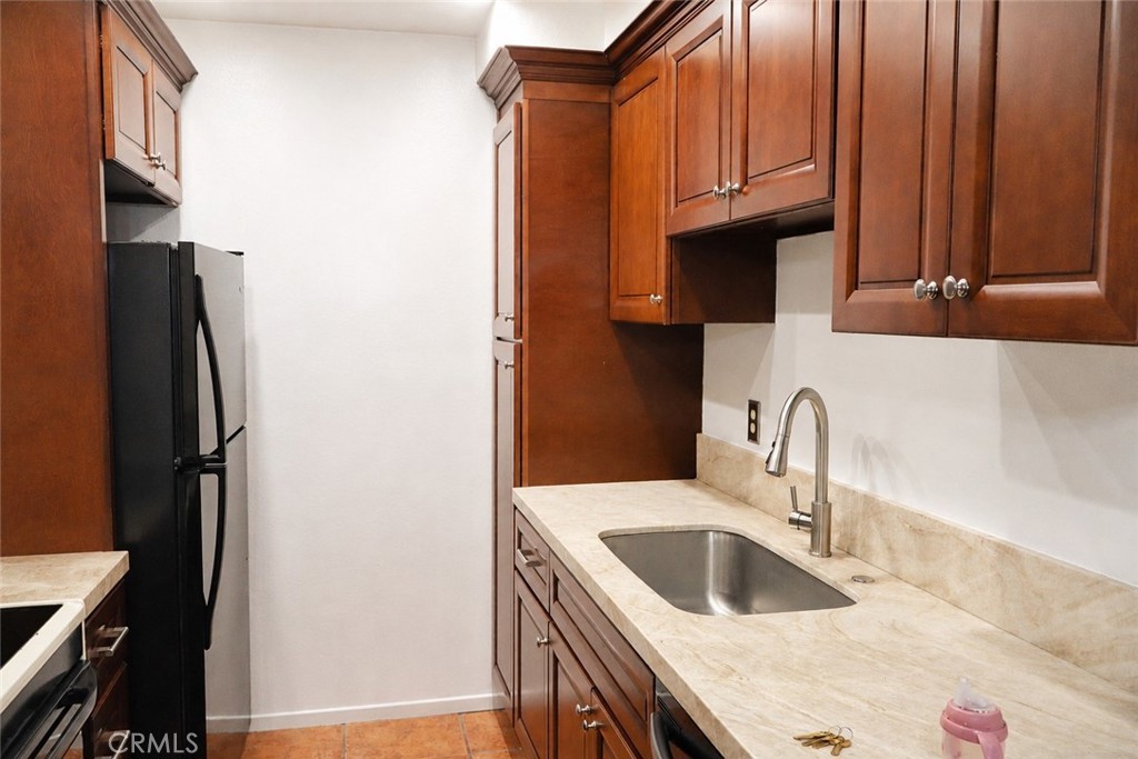 1741 Neil Armstrong 208 Property Photo 2