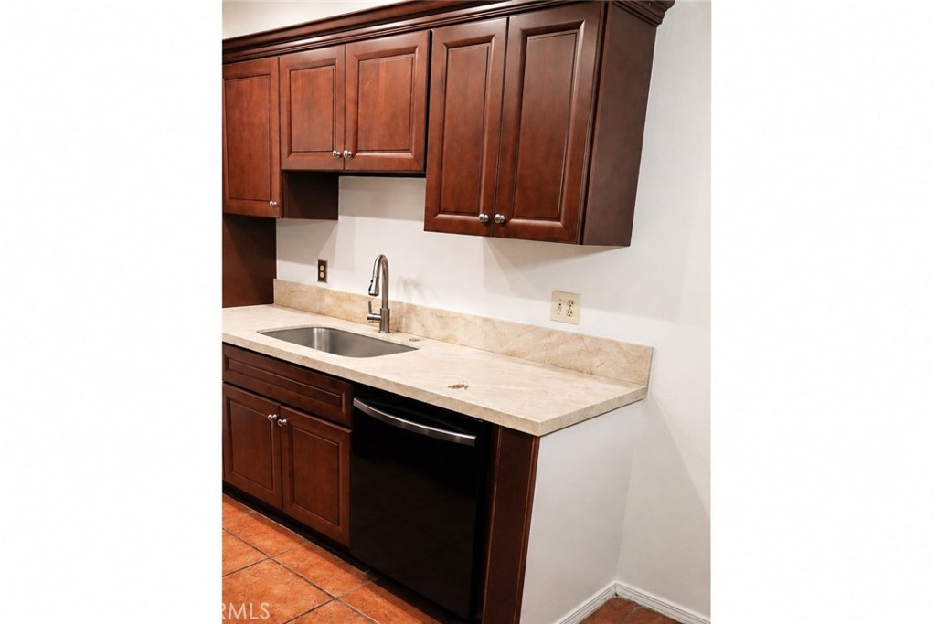 1741 Neil Armstrong 208 Property Photo 6