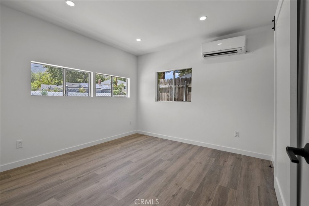 1757 June Lane Property Photo 18