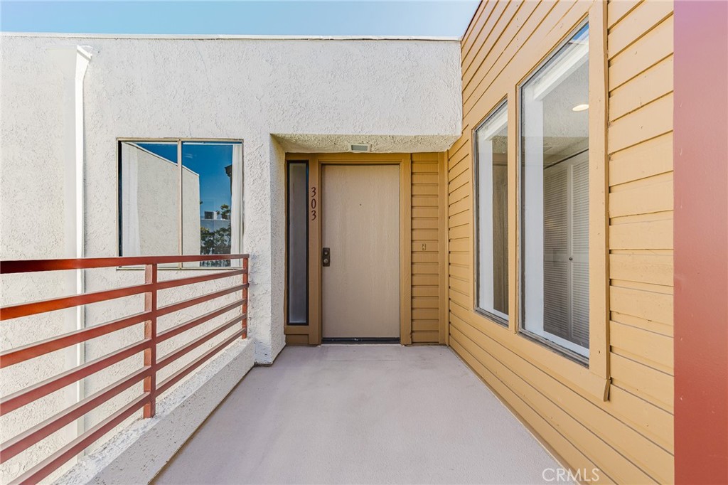 400 N Louise 303 Property Photo 3