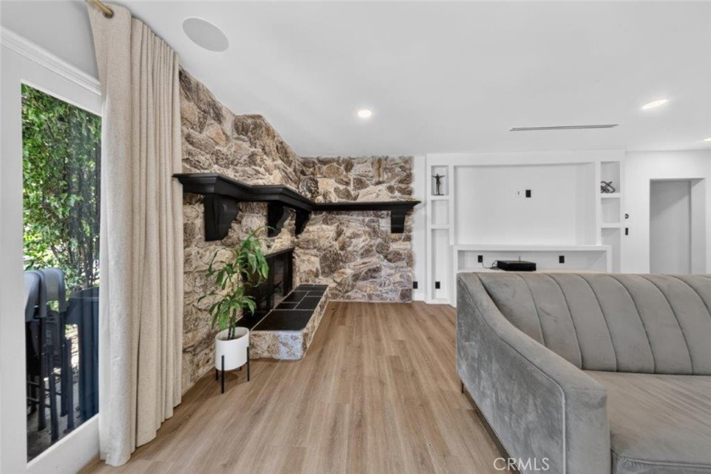 19457 Merridy Street Property Photo 22