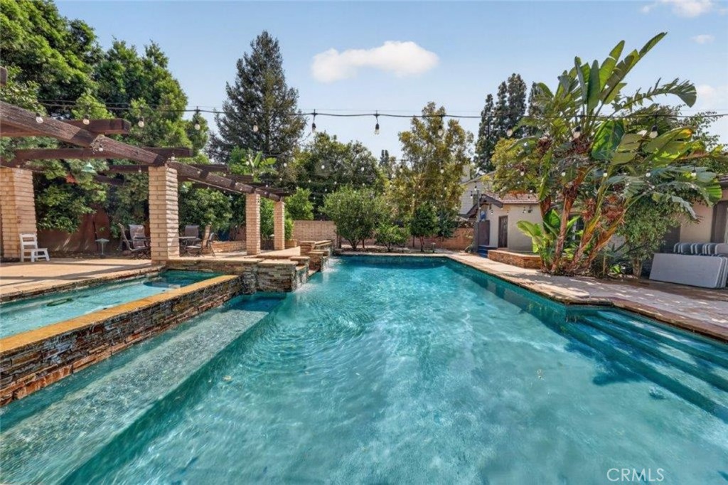 19457 Merridy Street Property Photo 45