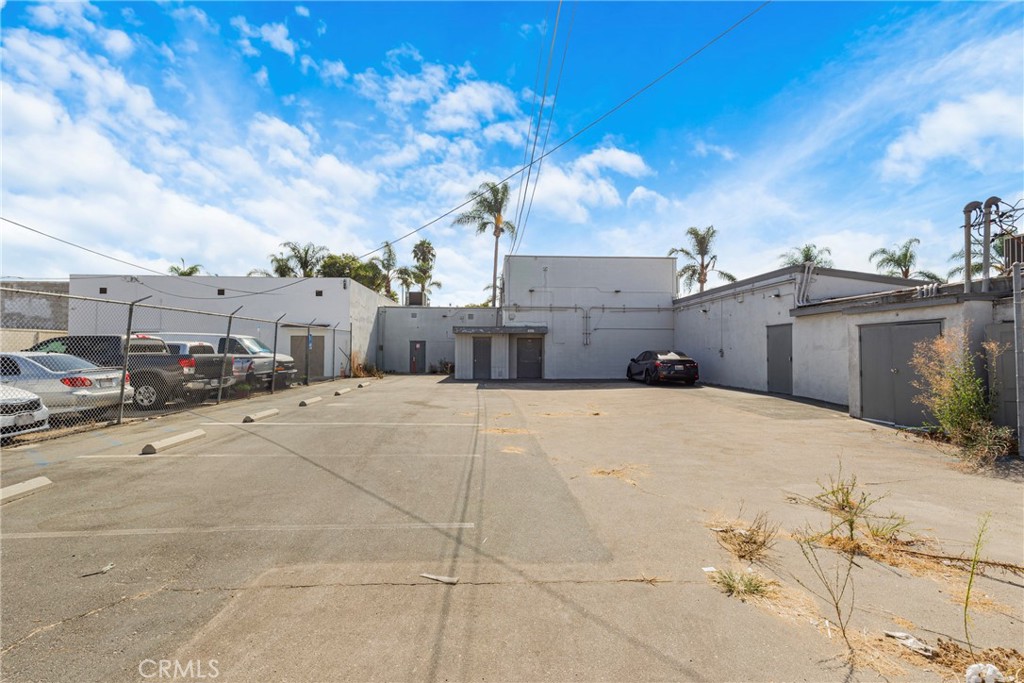 1957 Pacific Property Photo 23