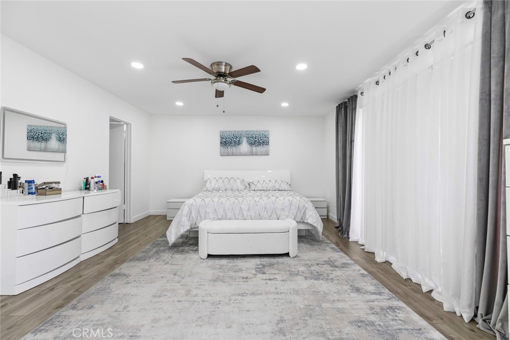 8801 Cedros Avenue 7 Property Photo 21