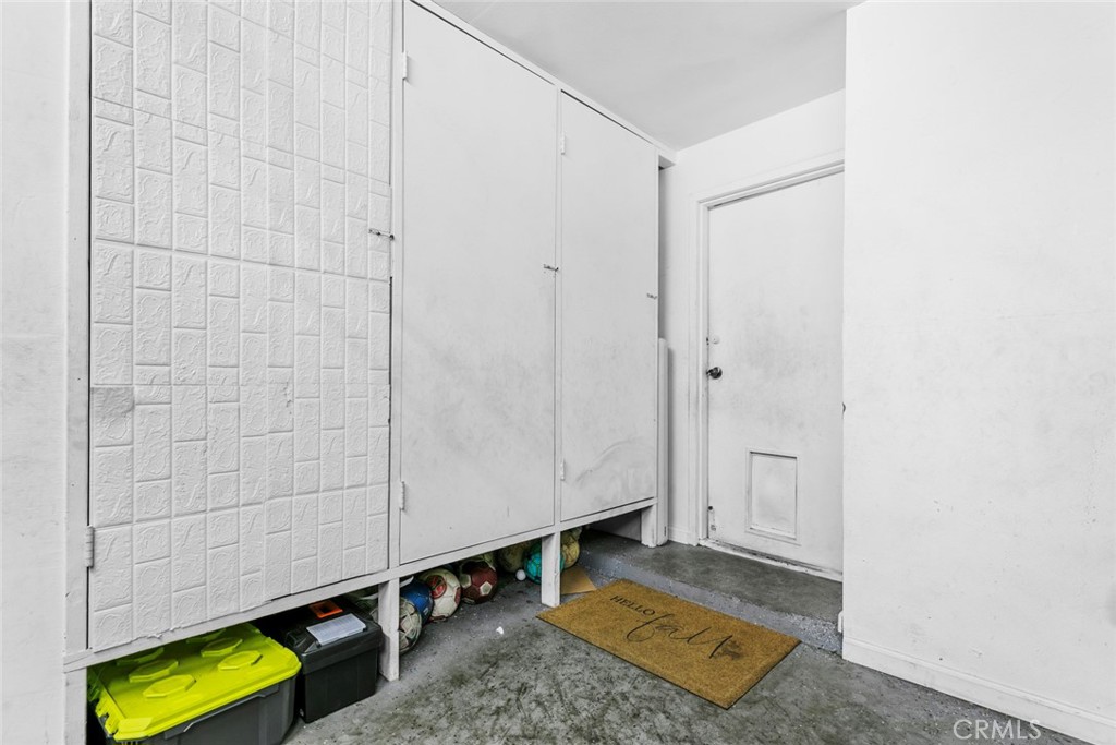 8801 Cedros Avenue 7 Property Photo 41