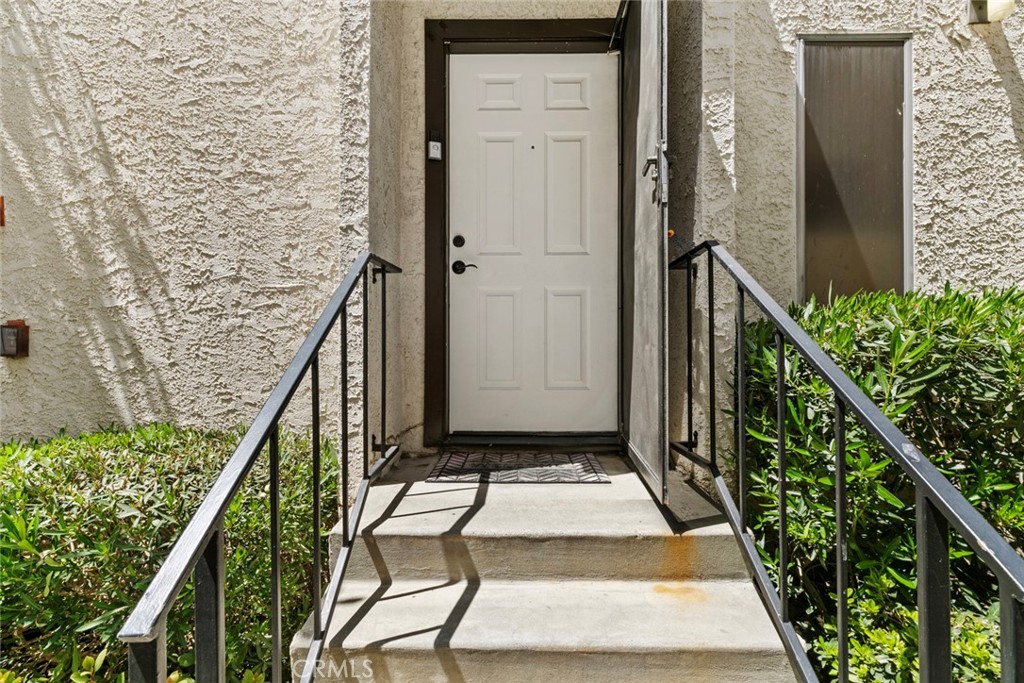 8801 Cedros Avenue 7 Property Photo 44