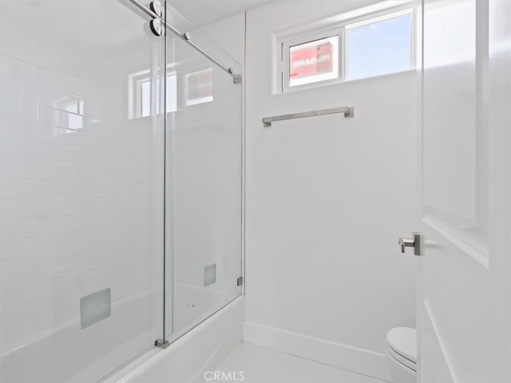 2103 N Pass Avenue N 201 Property Photo 22