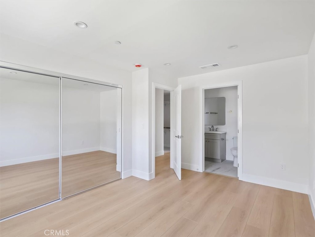 2103 N Pass Avenue N 201 Property Photo 24