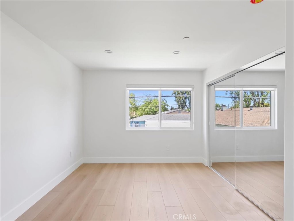 2103 N Pass Avenue N 201 Property Photo 26