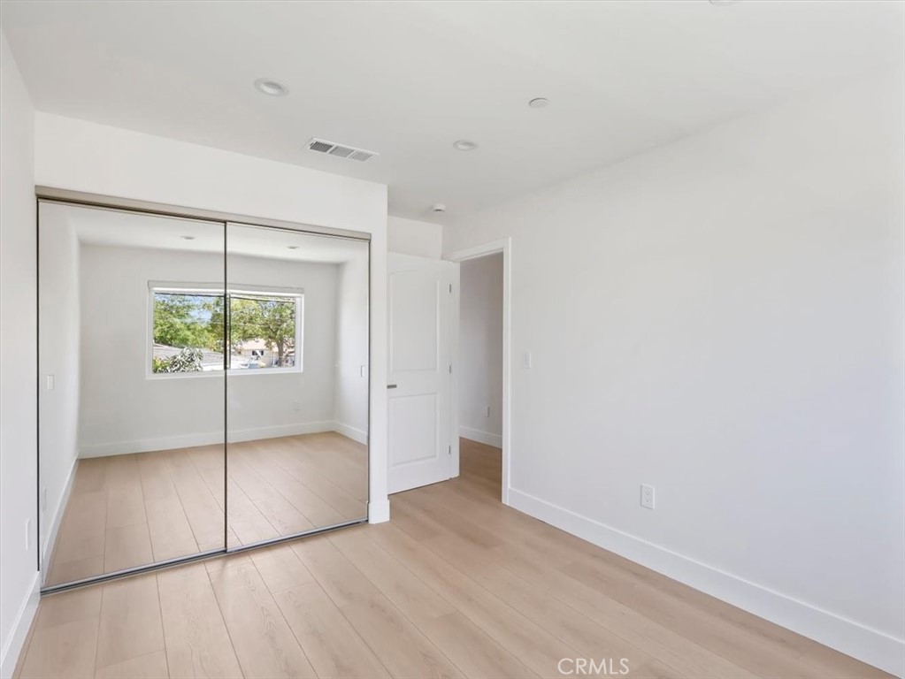 2103 N Pass Avenue N 201 Property Photo 30