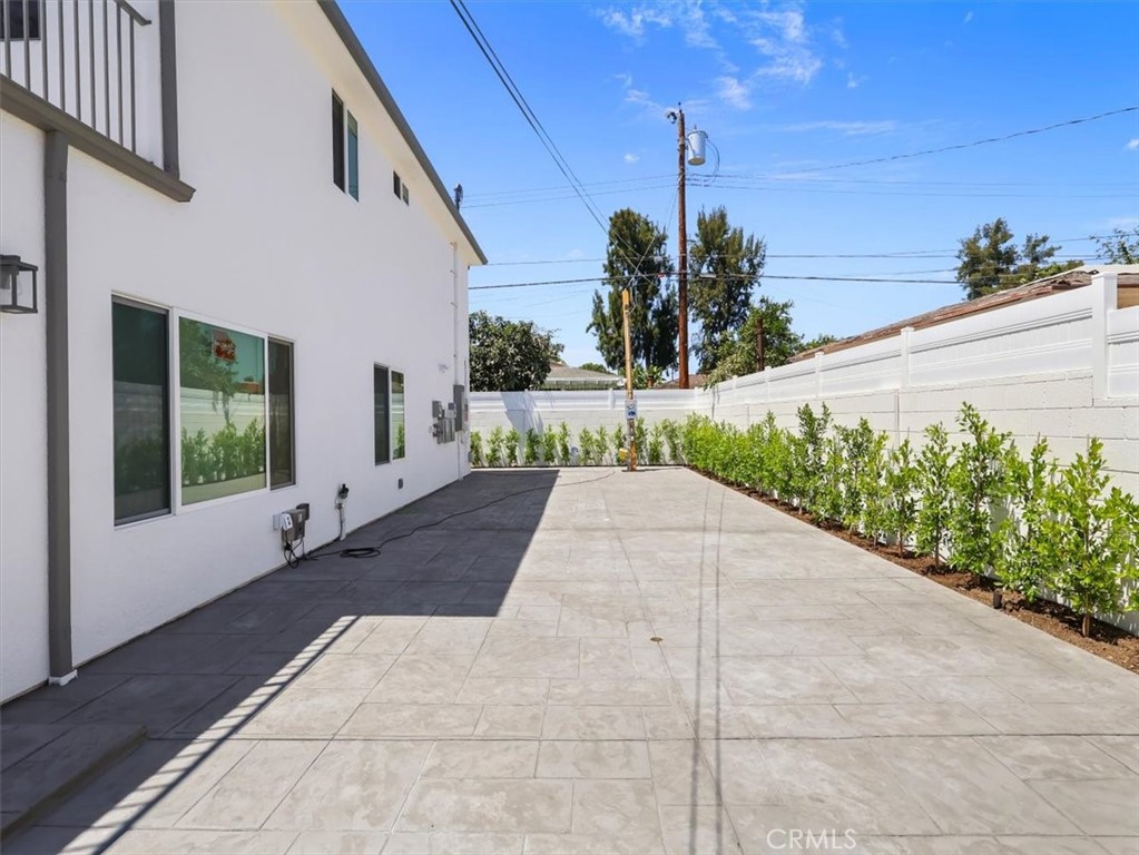 2103 N Pass Avenue N 201 Property Photo 41