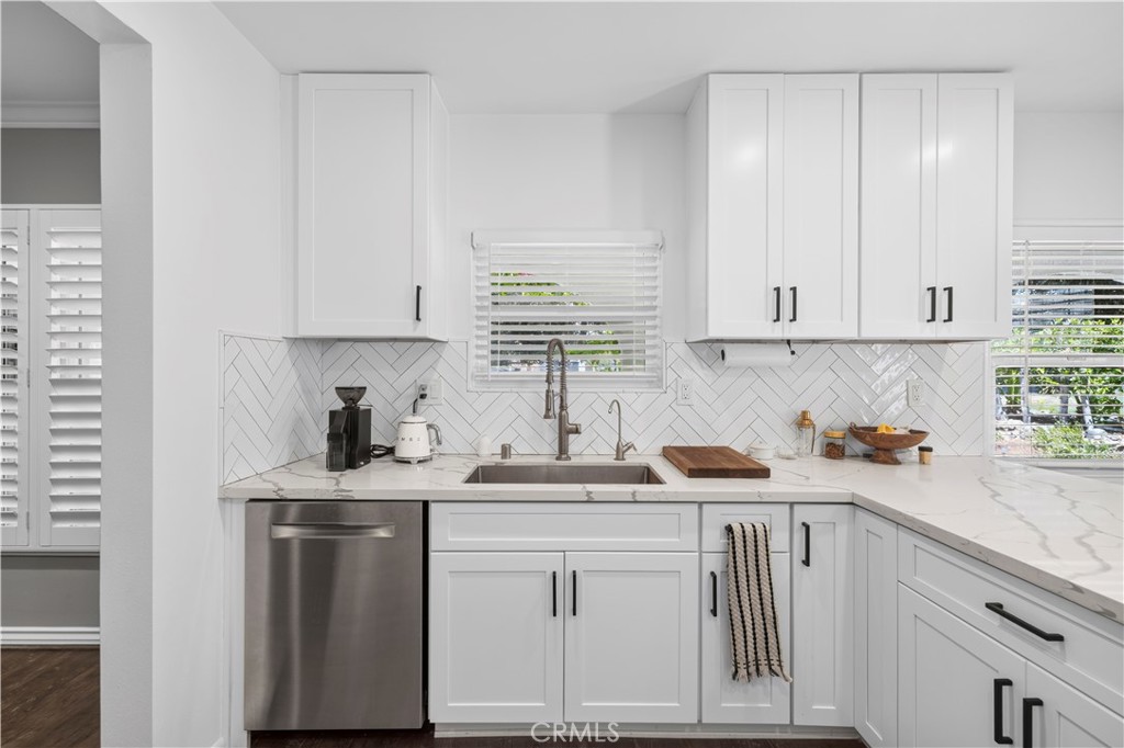 1358 Justin Property Photo 13