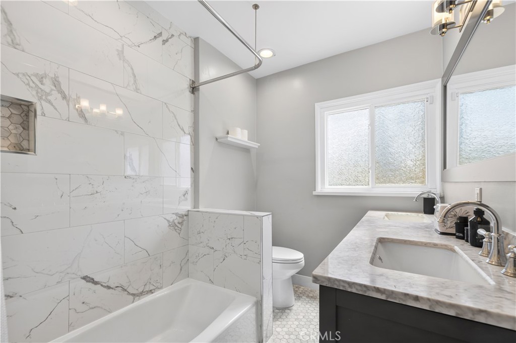 1358 Justin Property Photo 23