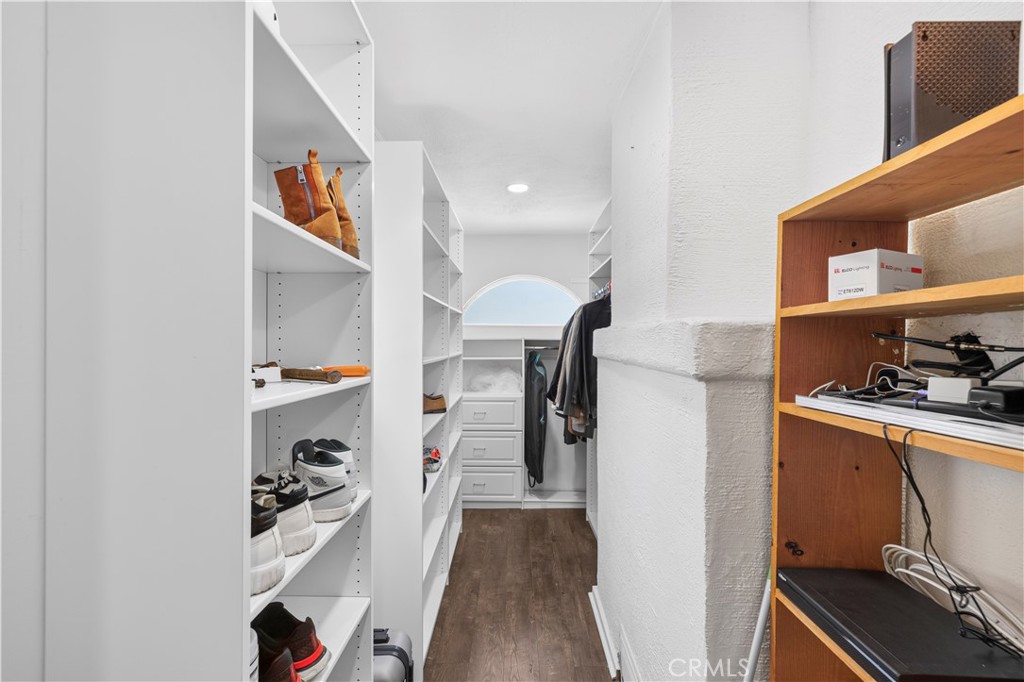 1358 Justin Property Photo 33