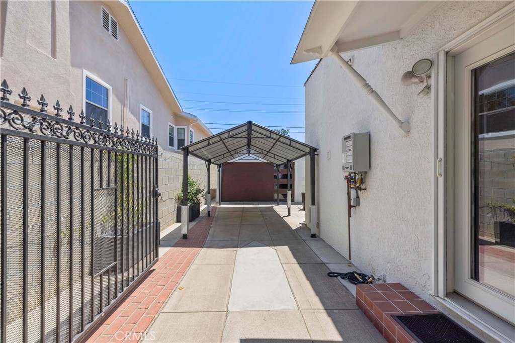 1358 Justin Property Photo 53