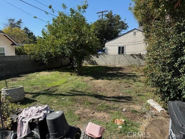 423 S Chevy Chase Property Photo 8