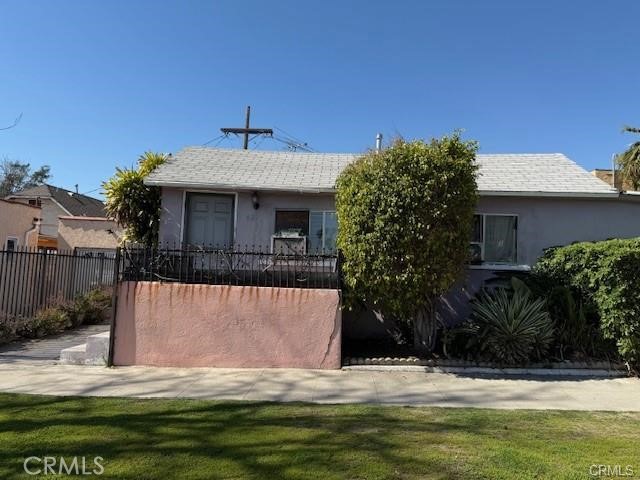 423 S Chevy Chase Property Photo 11