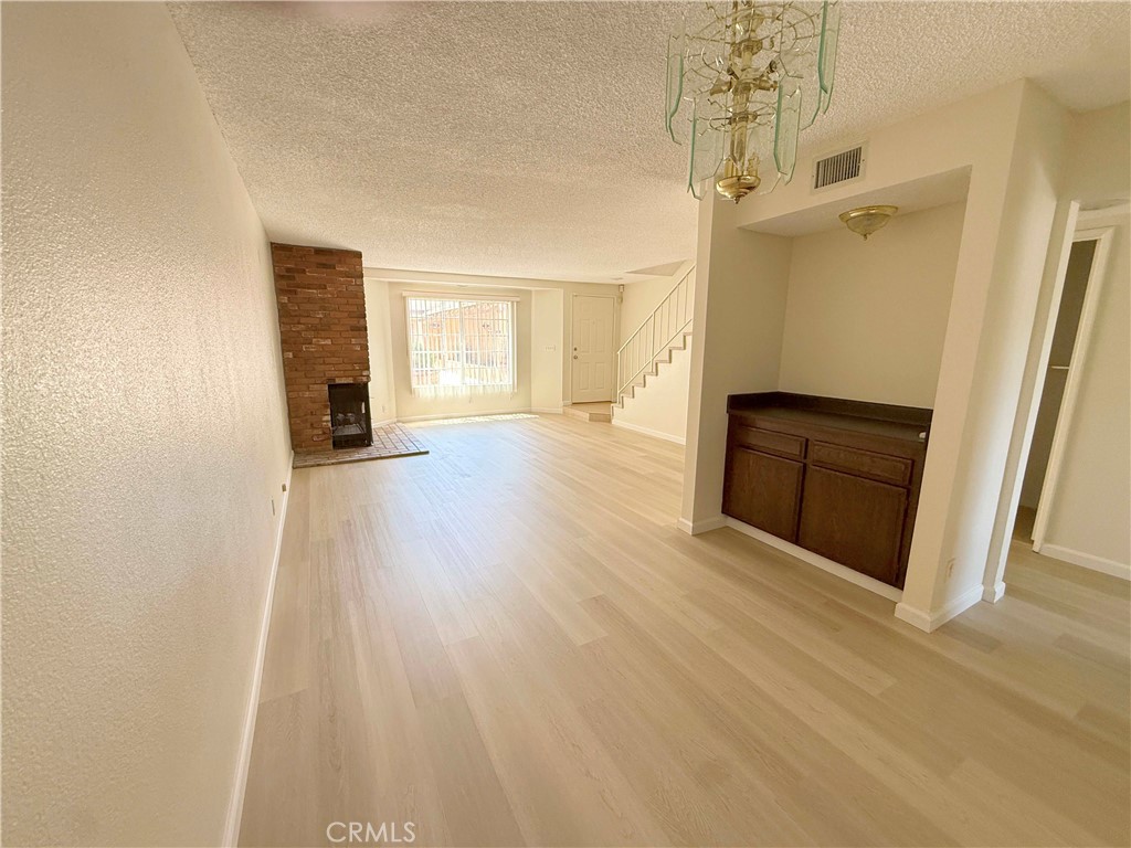 8744 Darby Avenue 14 Property Photo 7