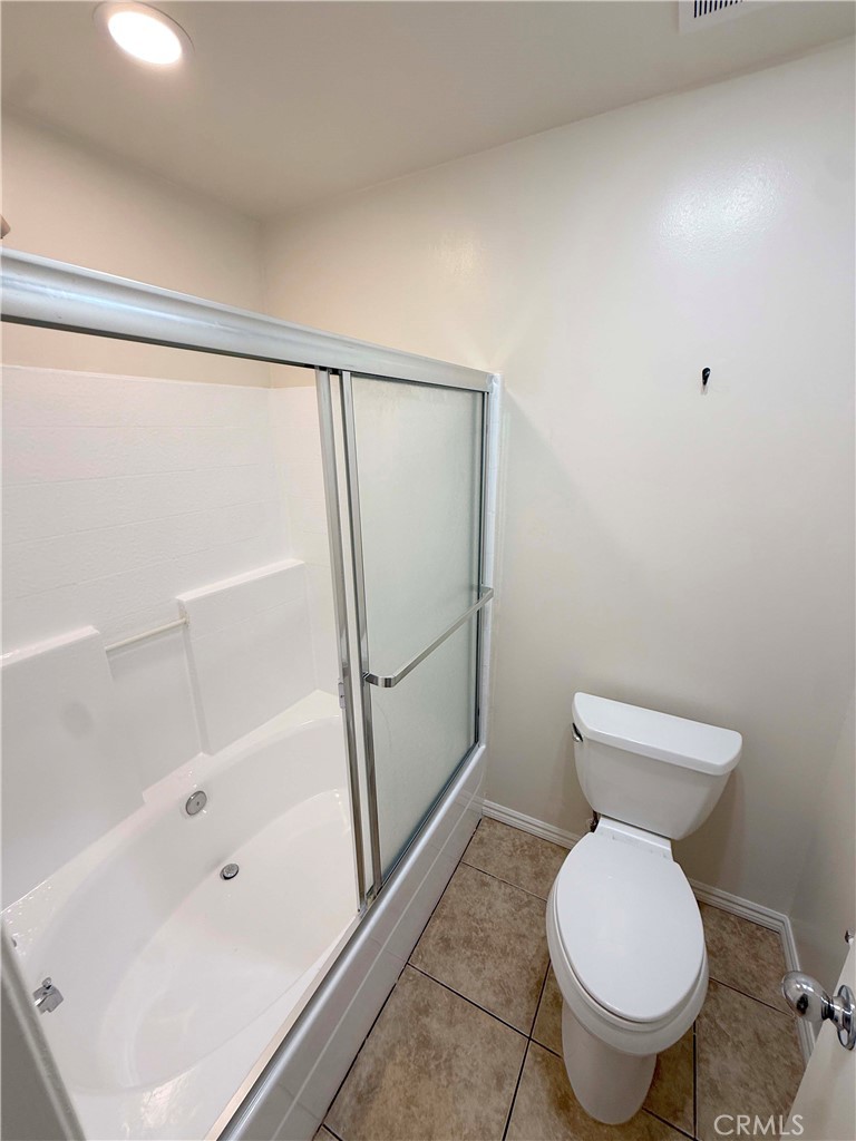 8744 Darby Avenue 14 Property Photo 17