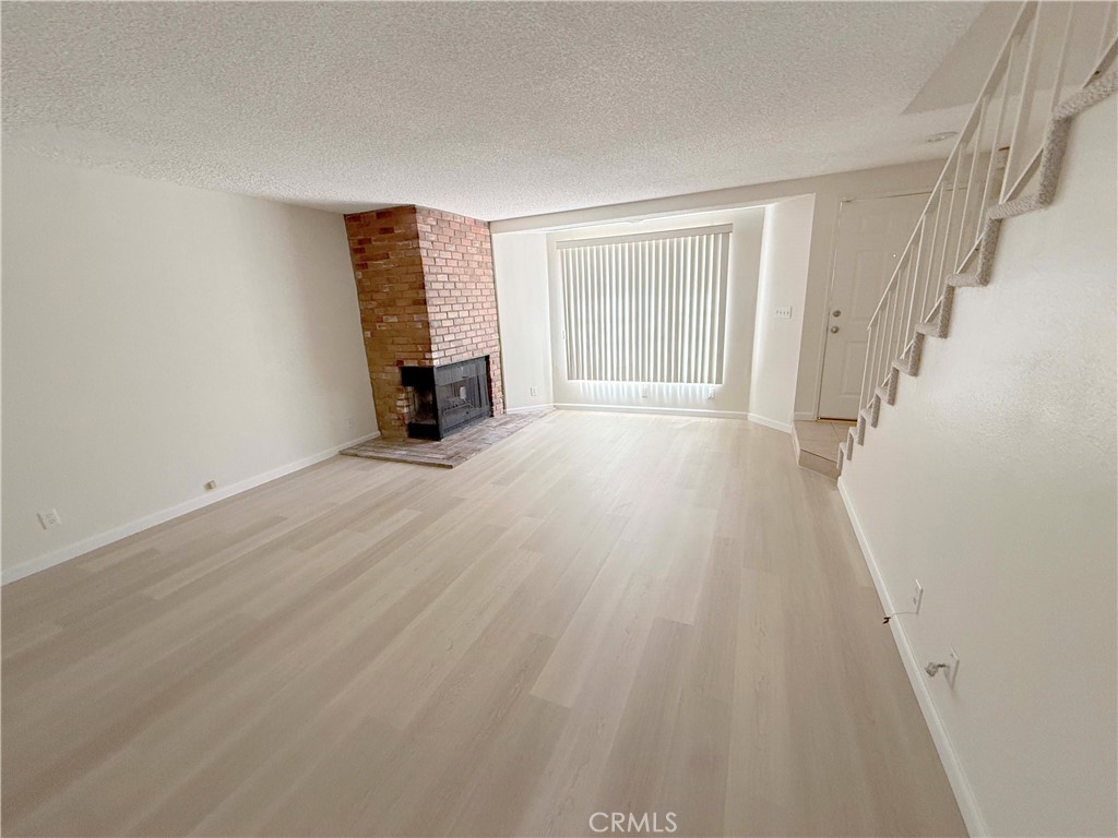 8744 Darby Avenue 14 Property Photo 23