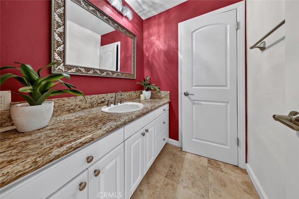 2940 N Verdugo Road 322 Property Photo 14