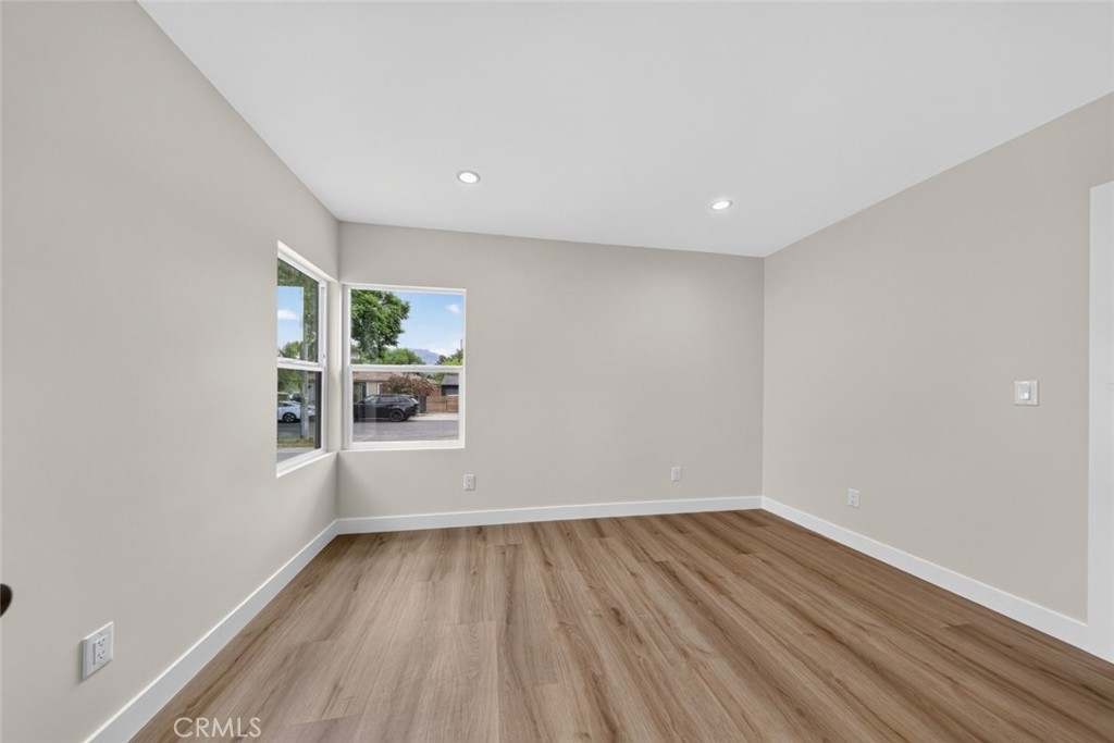 2325 N Naomi Street Property Photo 21