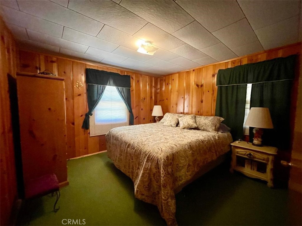 723 Fir Property Photo 11