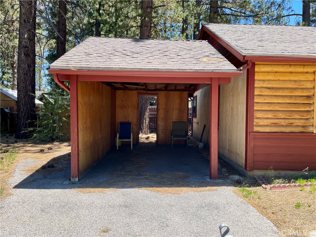 723 Fir Property Photo 13