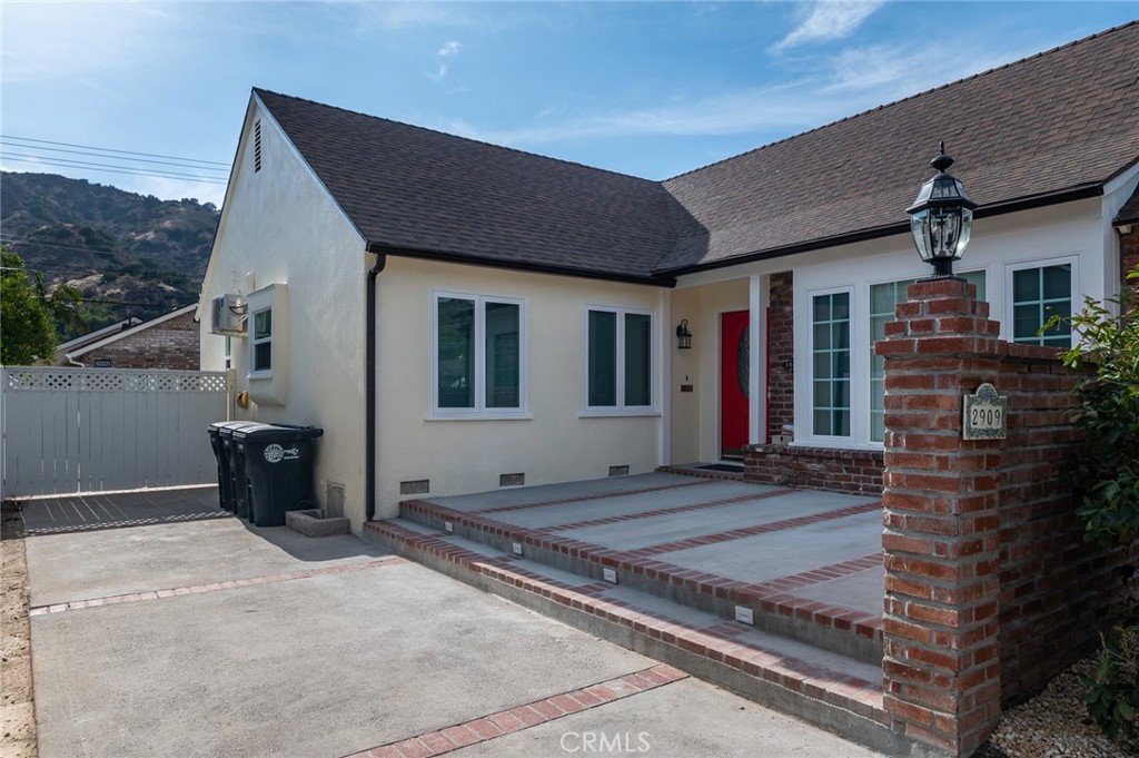 2909 Canada Boulevard Property Photo 6