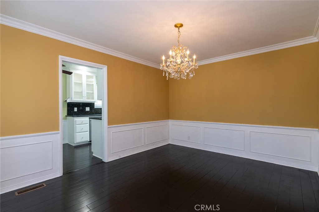 2909 Canada Boulevard Property Photo 9