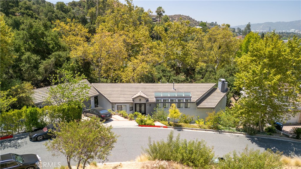 1864 Arvin Drive Property Photo 1