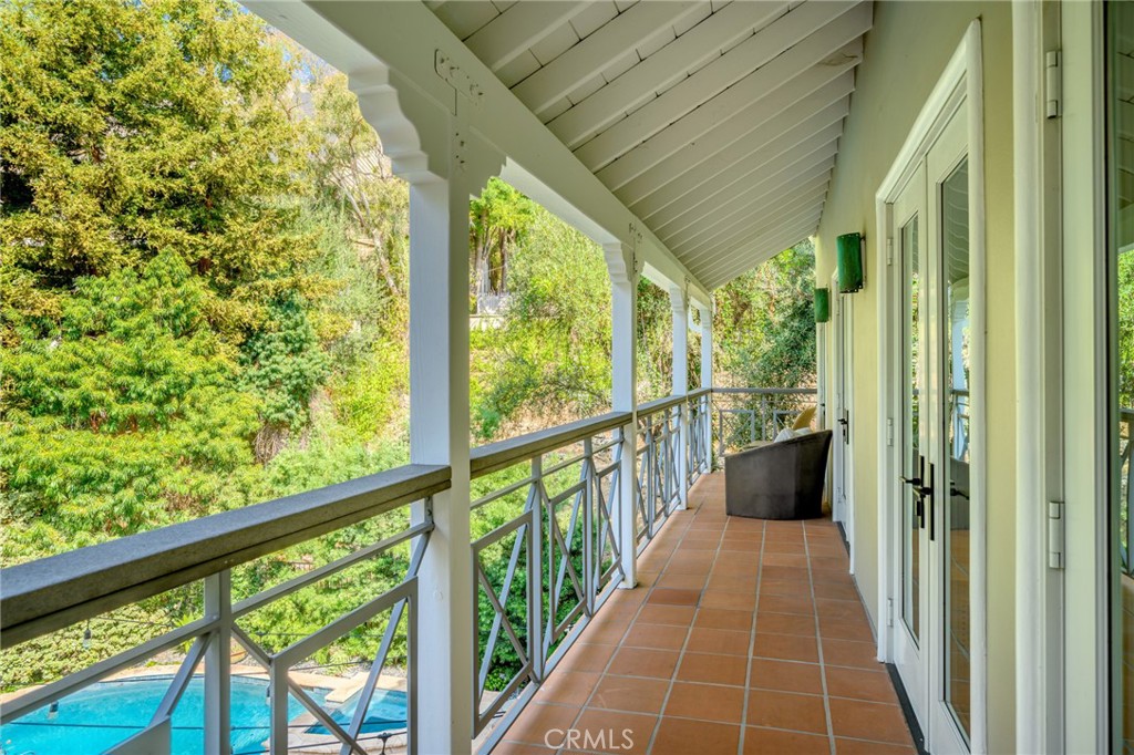 1040 Hillcroft Road Property Photo 9