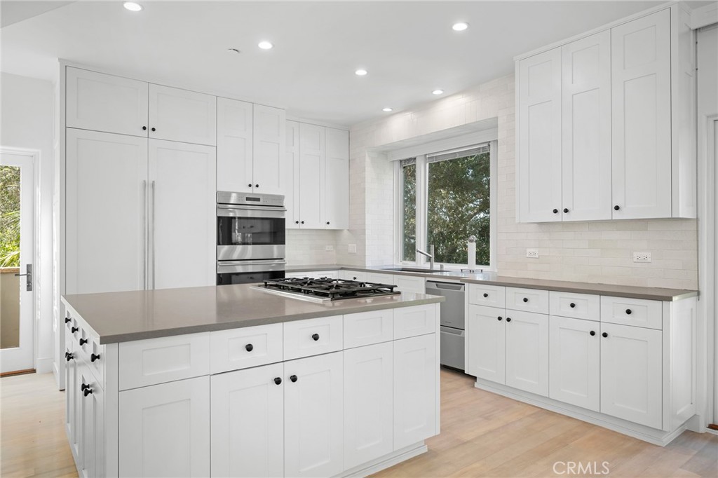 1040 Hillcroft Road Property Photo 13