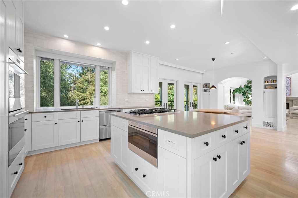 1040 Hillcroft Road Property Photo 16