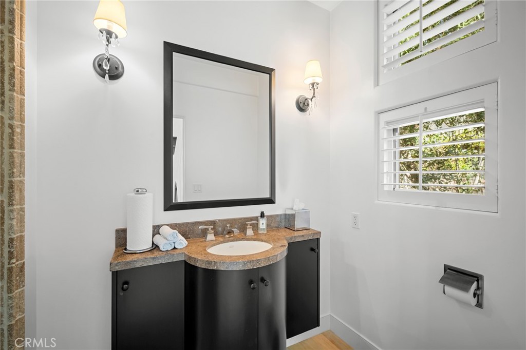 1040 Hillcroft Road Property Photo 21