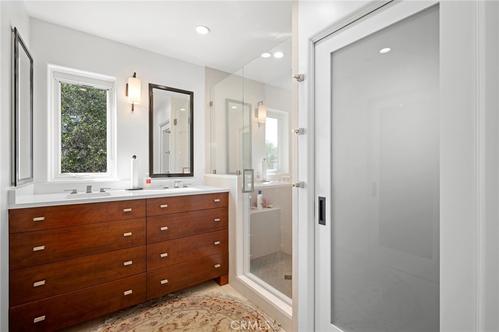 1040 Hillcroft Road Property Photo 28