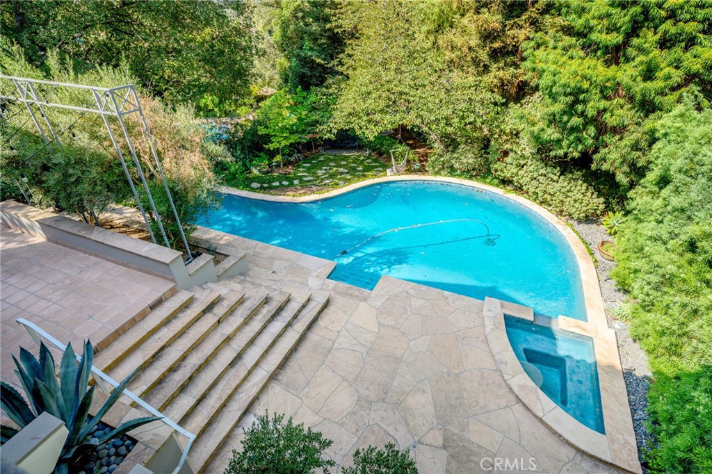 1040 Hillcroft Road Property Photo 43